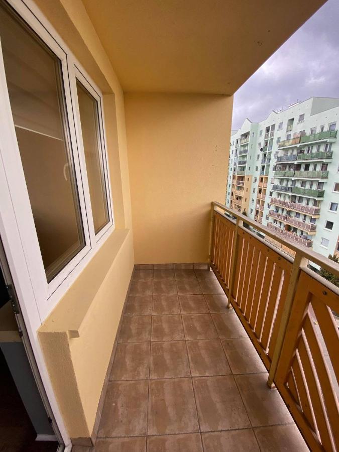Apartament Wioselko Warszawa Apartamento Exterior foto
